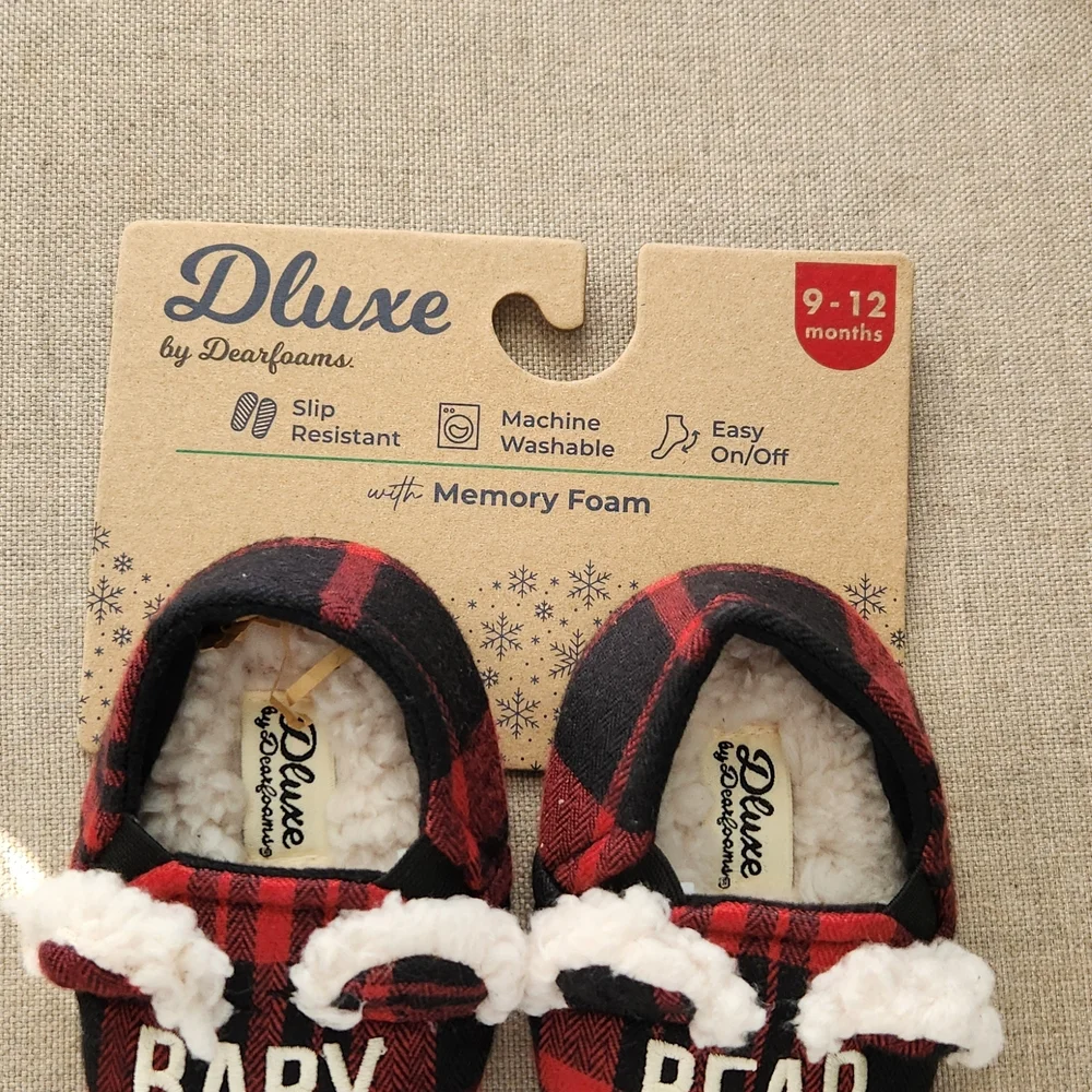 NWT Dearfoams Red and Black Plaid Baby Slippers